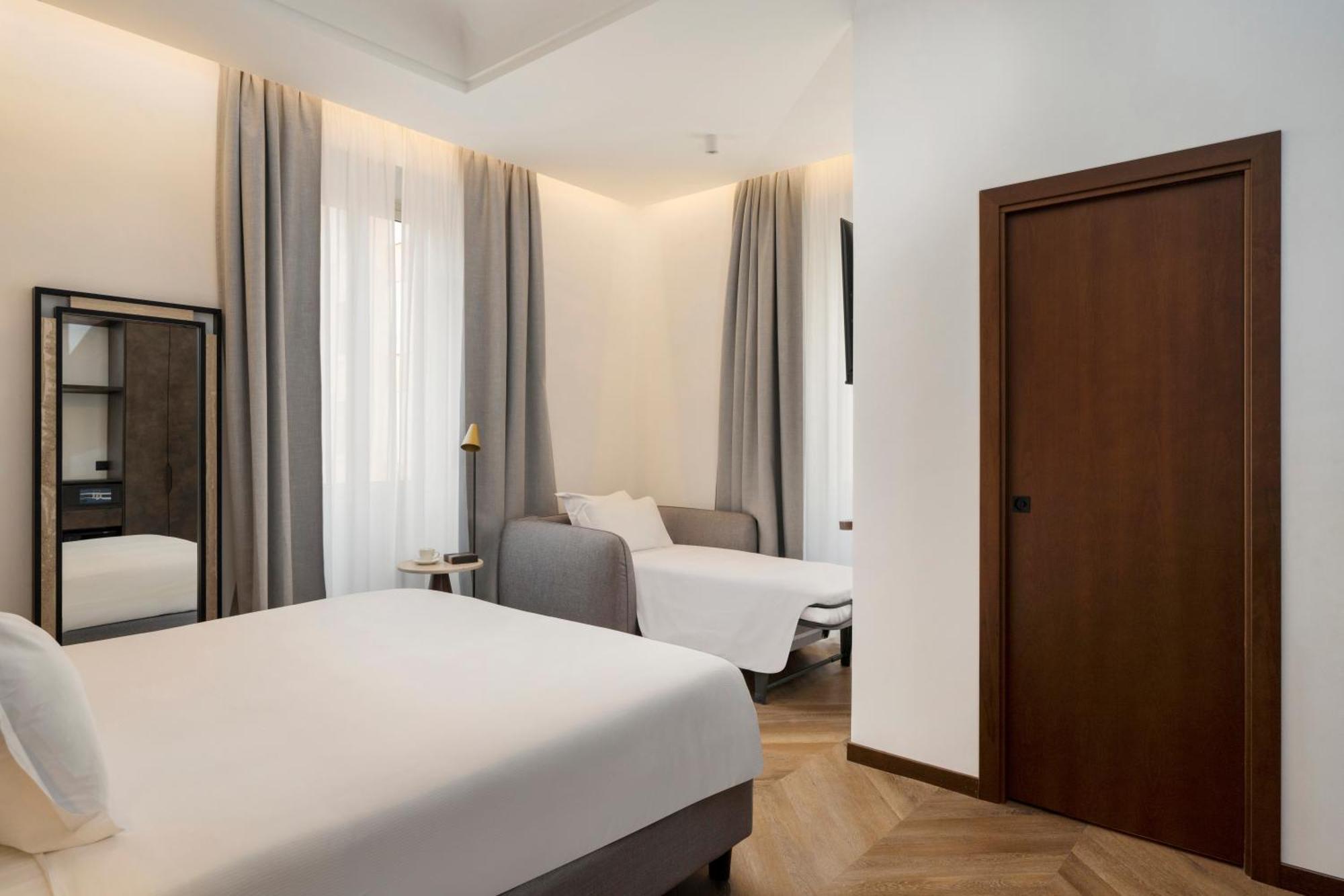 Boutique Hotel Piedra Rome City Centre ภายนอก รูปภาพ