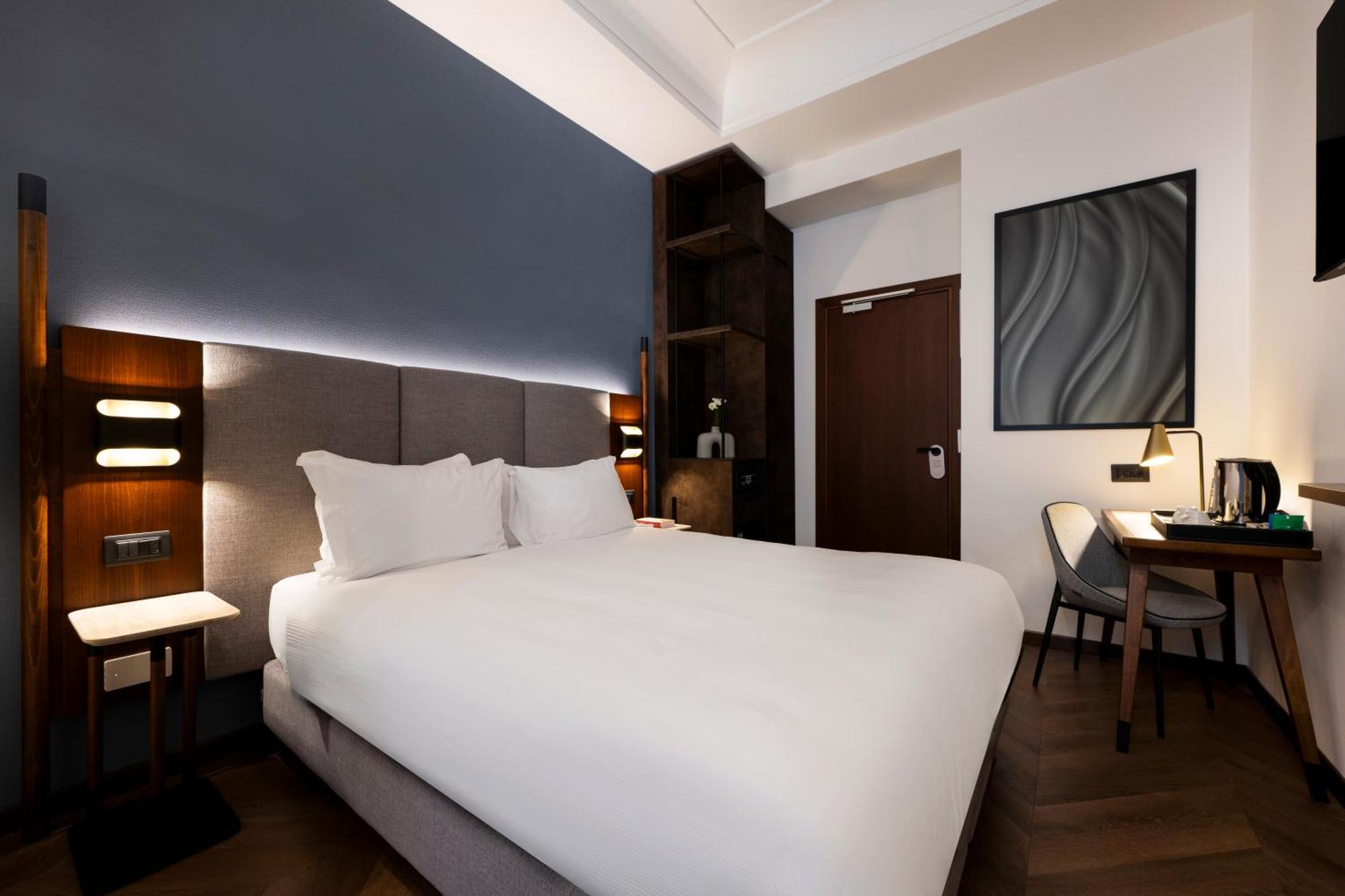 Boutique Hotel Piedra Rome City Centre ภายนอก รูปภาพ